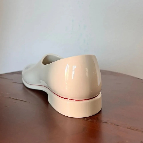 Villeroy and Boch Naif Christmas Porcelain Shoe - Picture 2 of 5